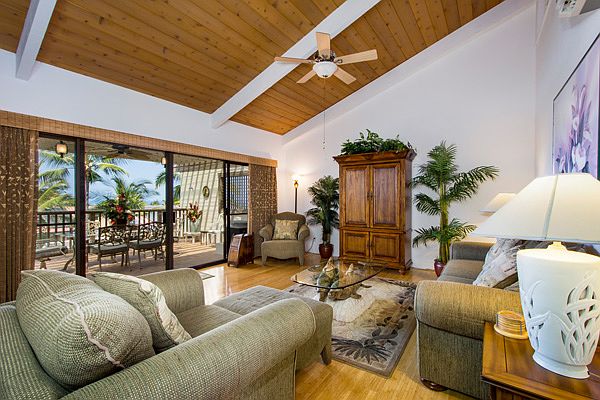 1st image of 75-6842 Alii Dr #8-204