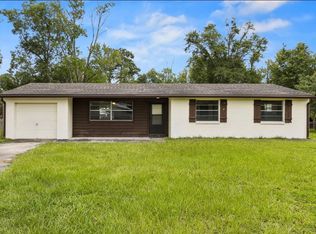 8428 Red Holly Ln, Jacksonville, FL 32221