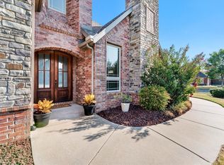 1700 SW Gosford Ave, Bentonville, AR 72713