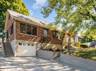 1660 Amsterdam Rd, Fort Wright, KY 41011