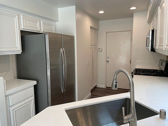 New upgraded extra deep stainless steel sink