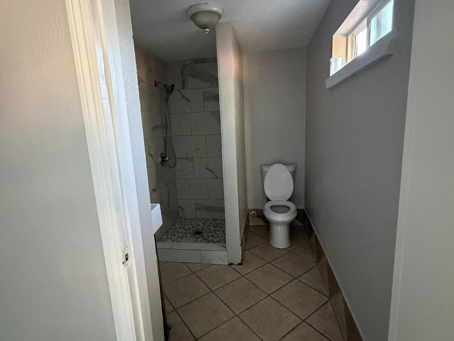 3 bed, 1114 sqft, $2,500 — Photo 4