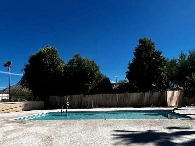 1410 W Cerrada Colima — Photo 61