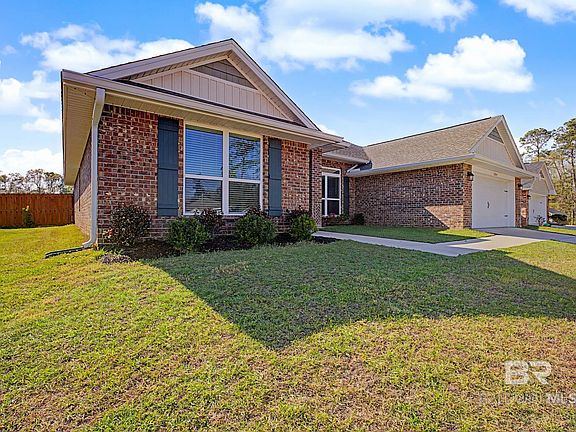 4th image of 22849 Ridgewood Dr