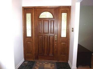 1568 Langdon Dr, Dayton, OH 45459