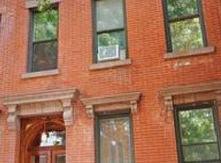 35 Park Pl, Brooklyn, NY 11217