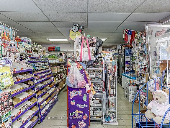 5th image of 1281 Davenport Rd