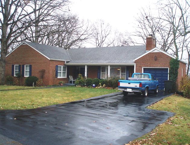 1st image of 735 Hillcrest Dr