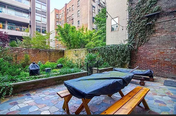 Rented by Corcoran | media 7