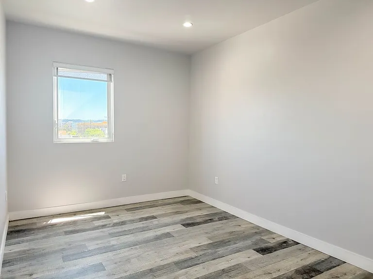 Case Townhomes — Photo 23