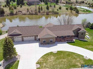 27313 Meadow Ridge Rd, Harrisburg, SD 57032