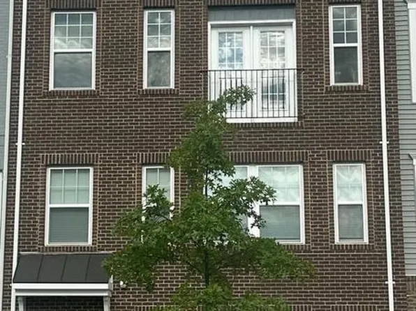 10410 John Glenn St, Lanham, MD 20706