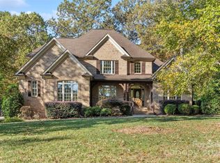 5677 Lake Wylie Rd, Clover, SC 29710