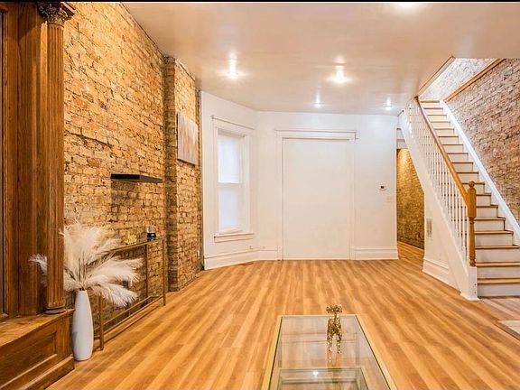 3rd image of 4937 S Prairie Ave #1