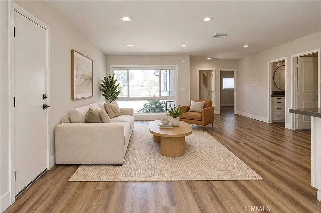 2 bed, 2.0 bath, 1225 sqft, $6,000 — Photo 3