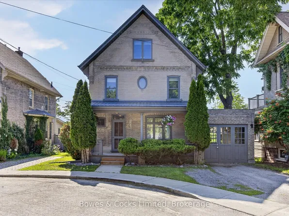 251 Engleburn Ave, Peterborough, ON K9H 1S5