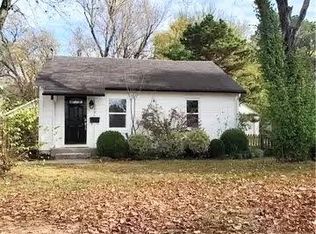 1005 Lowell Rd, Springdale, AR 72764