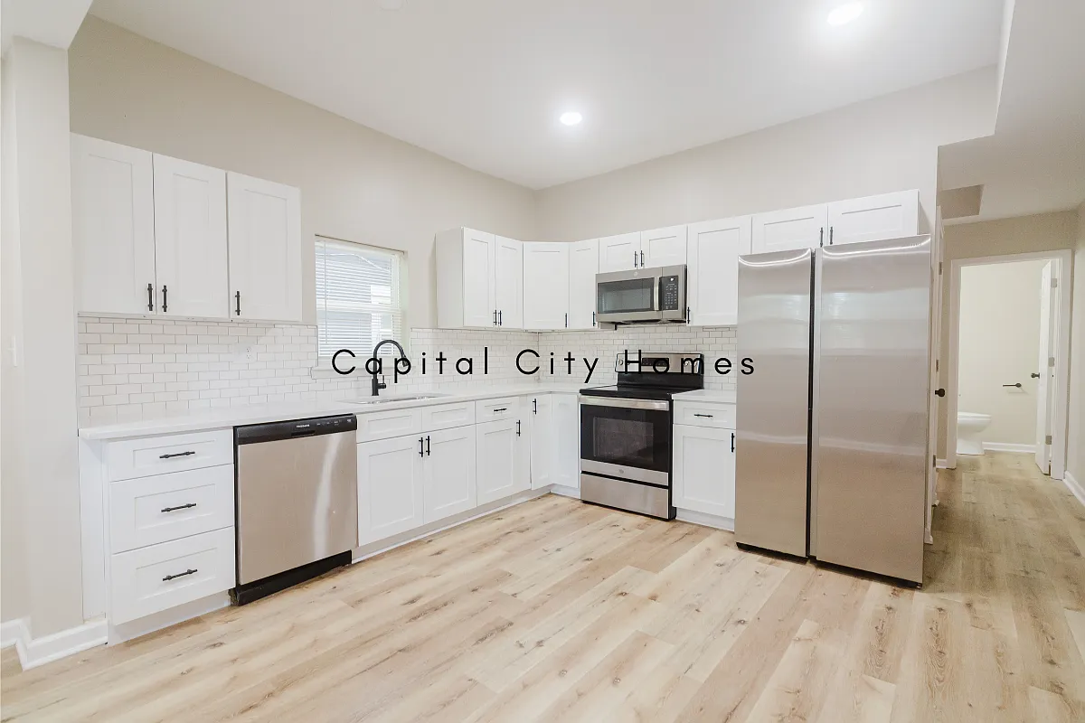 2 bed, 1369 sqft, $1,450 — Photo 3