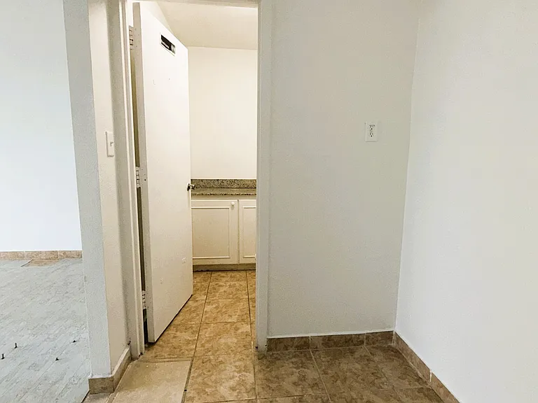 8421 S Orange Blossom Trl #1-228 — Photo 10