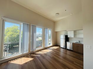 201 W 17th St APT 207, Vancouver, WA