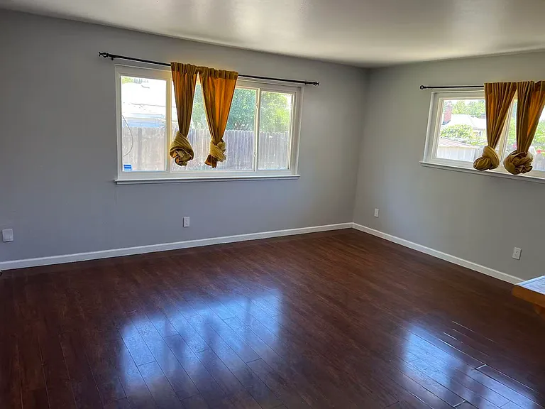 5411 Ashland Way — Photo 16
