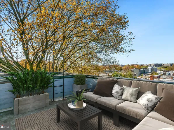 1253 Mount Olivet Rd NE #4, Washington, DC 20002