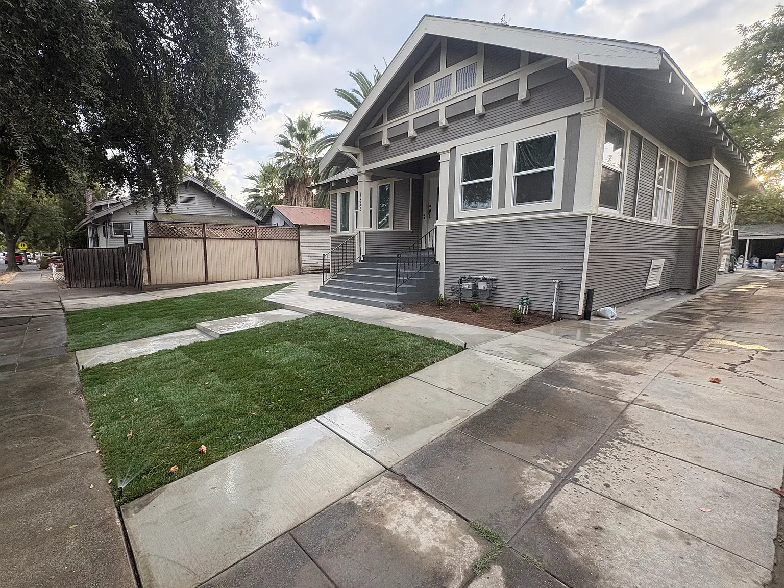 2 bed, 875 sqft, $1,950 — Photo 1