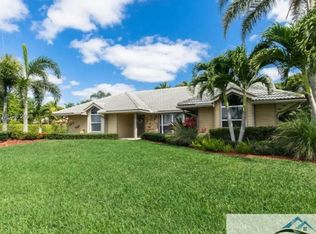14 Dunbar Rd, Palm Beach Gardens, FL 33418