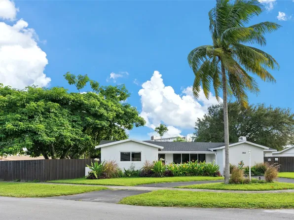 3816 Jefferson Street, Hollywood, FL 33021