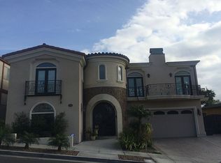 840 10th St, Hermosa Beach, CA 90254