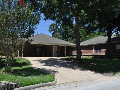 2416 Settlers Way, Huntsville, TX, 77320