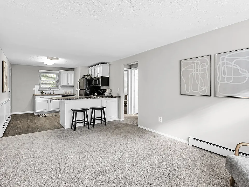 Edgewood Court