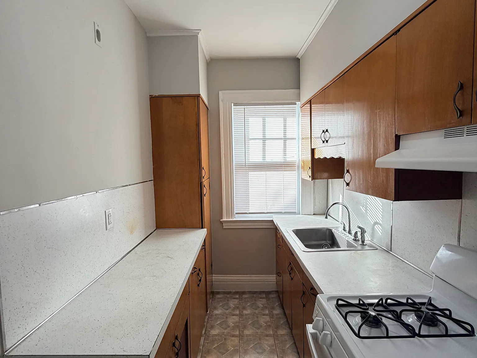 1 bed, $1,500 — Photo 4