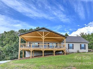 181 Blowhole Rd, Marshall, NC 28753