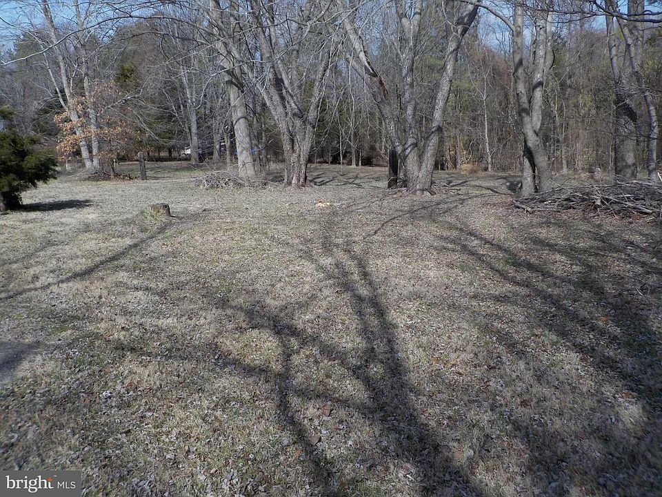 2nd image of 50 Wilson Rd