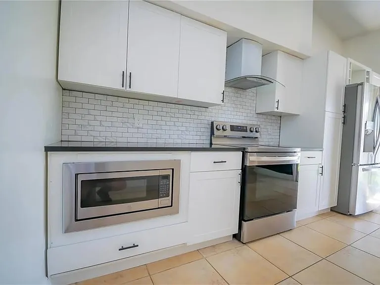 1512 Prairie Lake Blvd — Photo 10