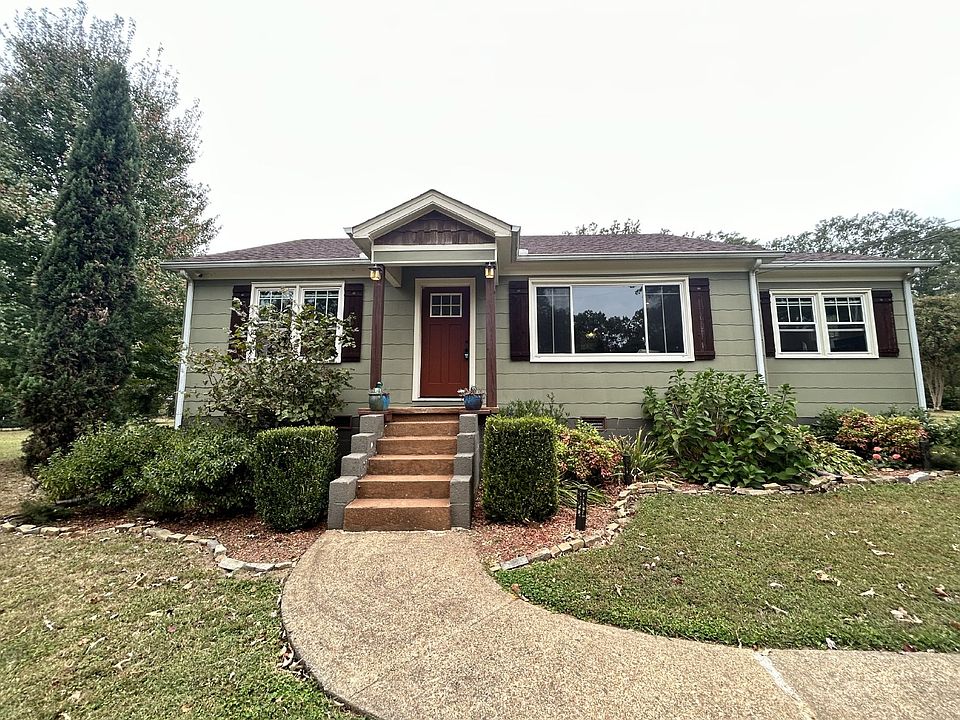 1st image of 3913 Peach St