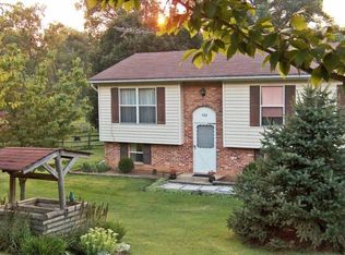 462 Ridge Rd, Westminster, MD 21157