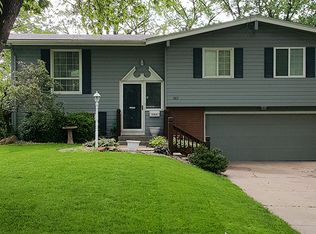 3813 N 99th Cir, Omaha, NE 68134