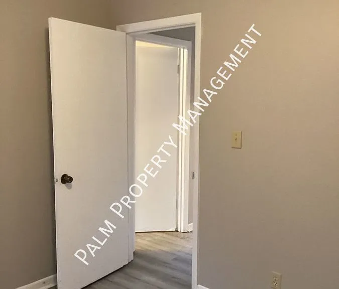 3222 Bee Rd #7 — Photo 5