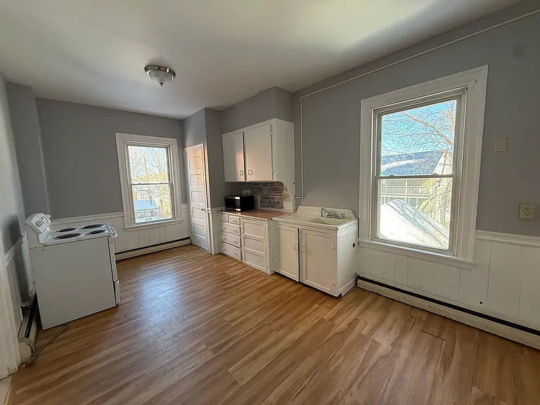 334 Hancock St #334 — Photo 5