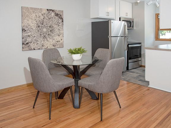 2nd image of 1280 Davern St #705935