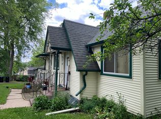 7514 N Oak St, Wonder Lake, IL 60097