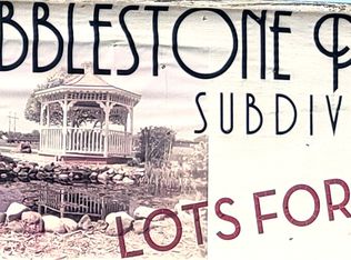 28 Memory Ln, Streator, IL 61364