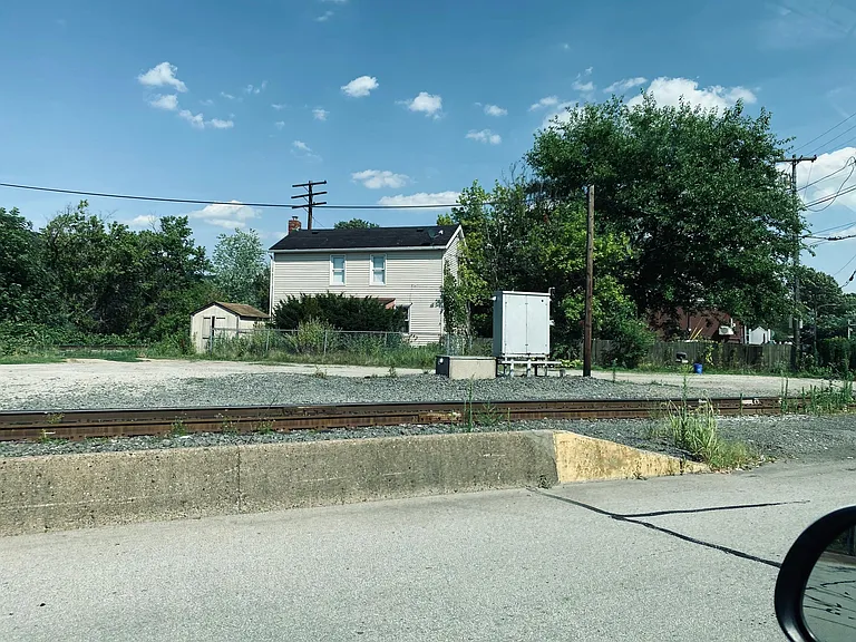 145 E Main St — Photo 5