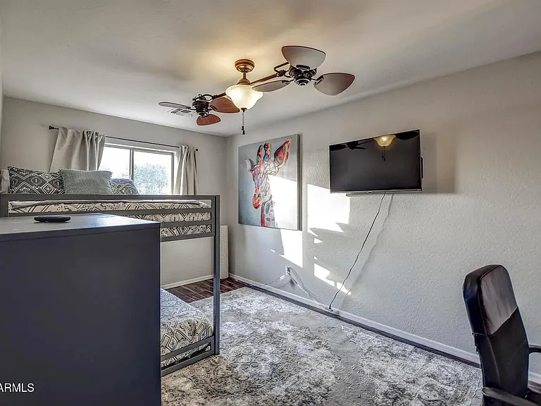 10964 W Taft St — Photo 14