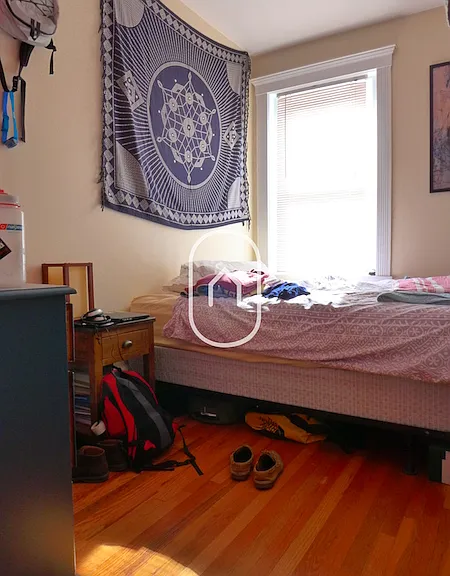 199 Strathmore Rd #6 — Photo 10