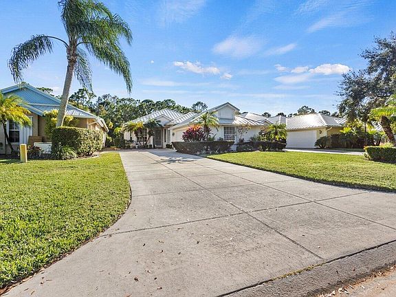 2nd image of 9411 Poinciana Ct