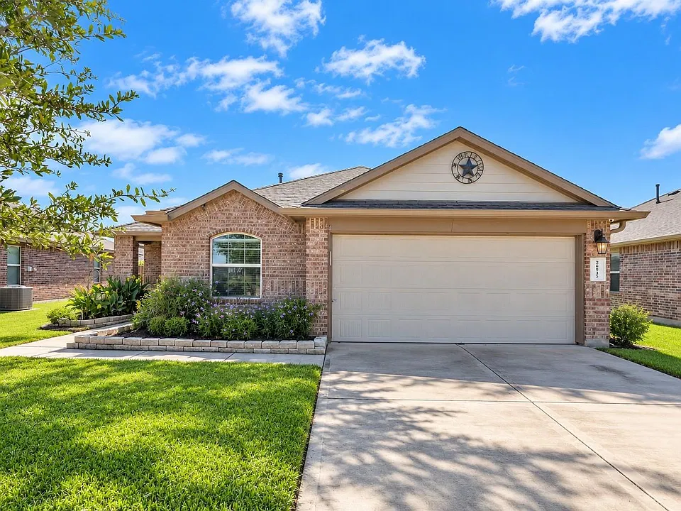 29035 Jacobs River Dr
