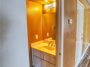 6308 Greyhawk Ave, Las Vegas, NV 89108